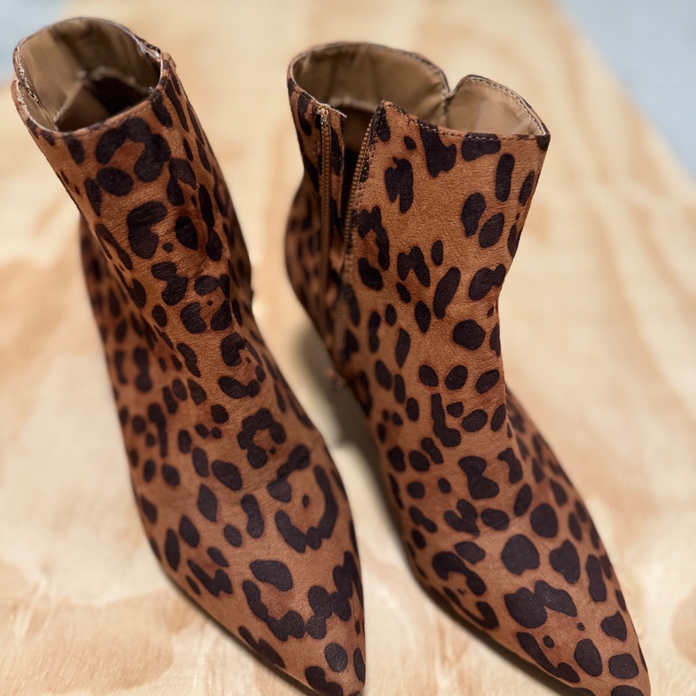 Bamboo Leopard Print Ankle Boots